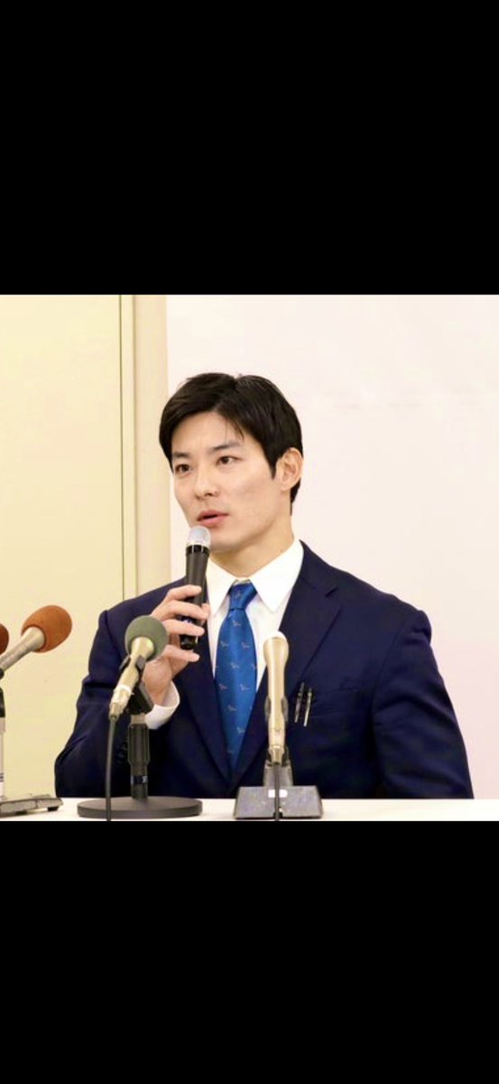 皆さん！

福井県の新しい県知事さんです！
全国的にみても若くてイケメンで…
てこれは良くも悪くも県政に注目せざるを得ません…

石田県知事さん応援します☺️