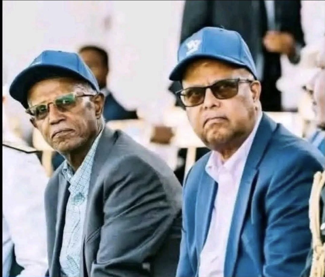 CE33AD's tweet image. በነዚህ እና ስለነዚህ፣ የሞተው ሰው ብቻ ሳይሆን፣ አገር፣ ትውልድና የአገር ፍቅር ስሜት መሆኑን ሳስብ፣ ግርም ድንቅ ይለኛል::

እነሱ ግን፣ ድሮም አሁንም፣ የሚኖሩት ለሆዳቸው ነው! 

አይ TPLF! መጨረሻቸው እንዲህ ይሆናል ብሎ ማን አሰበ!