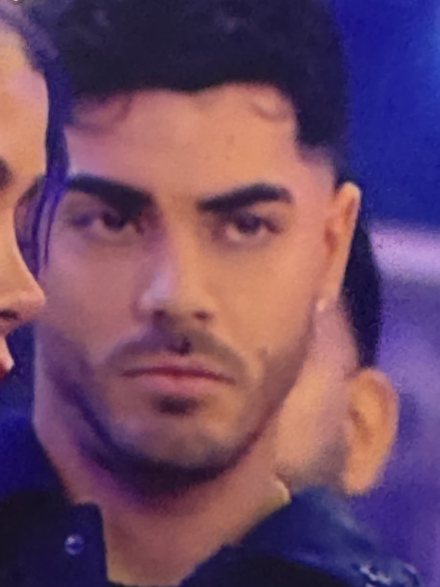 POR QUE MIERDA VOTAMOS POR ESTE MARICON DE CLOSET🤢🤢🤢🤡😫😫😫

ES PEOR QUE MARLON😫😫

 #LaCasaDeLosFamososCol3