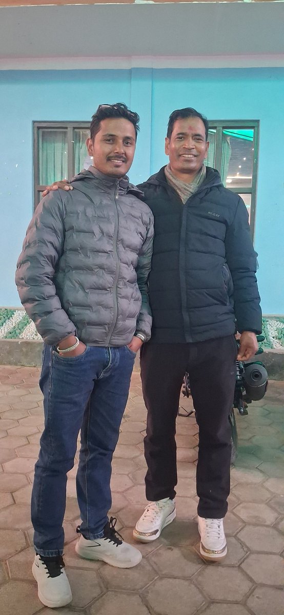 robangiri11's tweet photo. पुर्व उर्जा मन्त्री, कर्णाली प्रदेश पुर्व मुख्यमन्त्री, कालिकोट जिल्ला प्रतिनिधि सभा सदस्य का उम्मेदवार महेन्द्र बहादुर शाही सङ्ग कालिकोट सुर्खेत दवारा नागरिक भेटघाट तथा अन्तर्क्रीया कार्यक्रम पछि लिएको केहि तस्बिर हरु🇳🇵⭐️🙏 2082/10/11 आईतवार https://t.co/wWHZJRK9mS