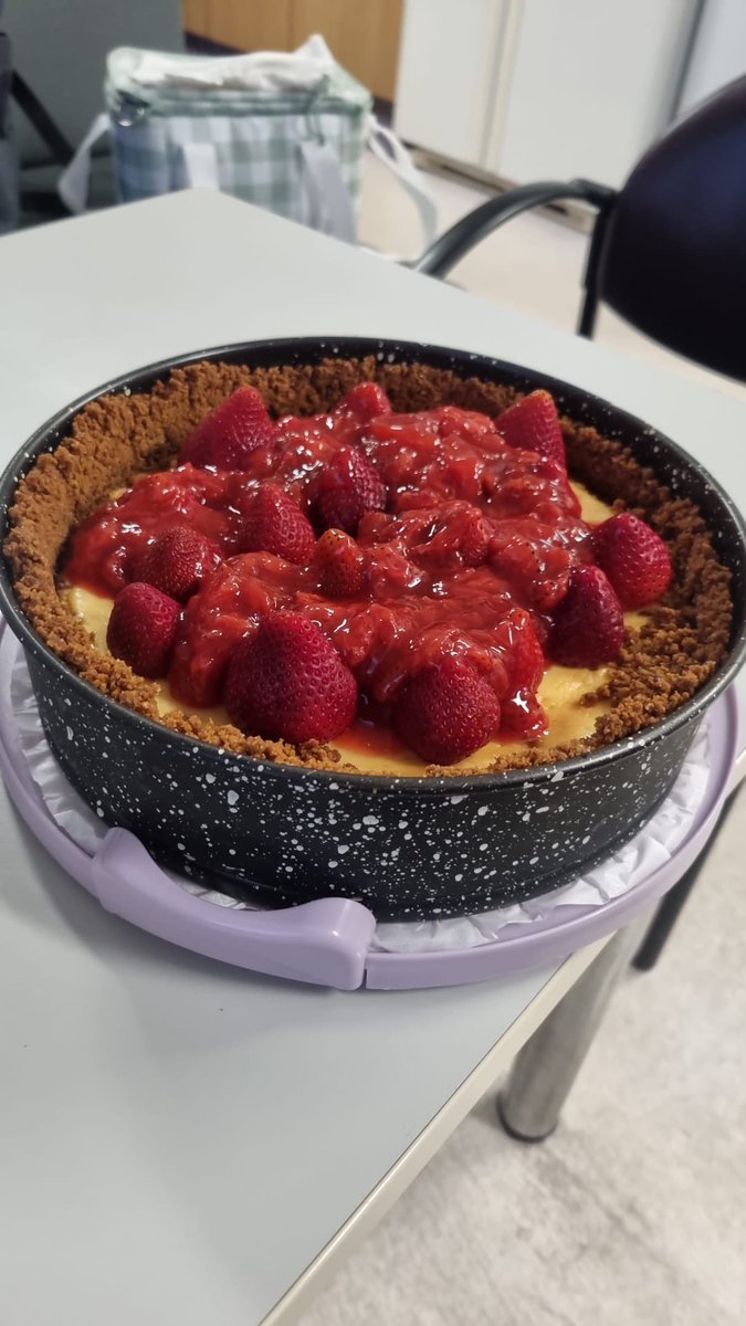 Adeptus Gopnik tweet media