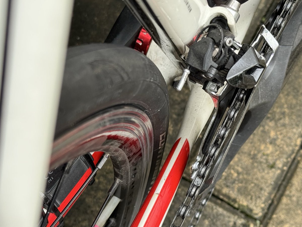 VARIAN TYAN tweet media