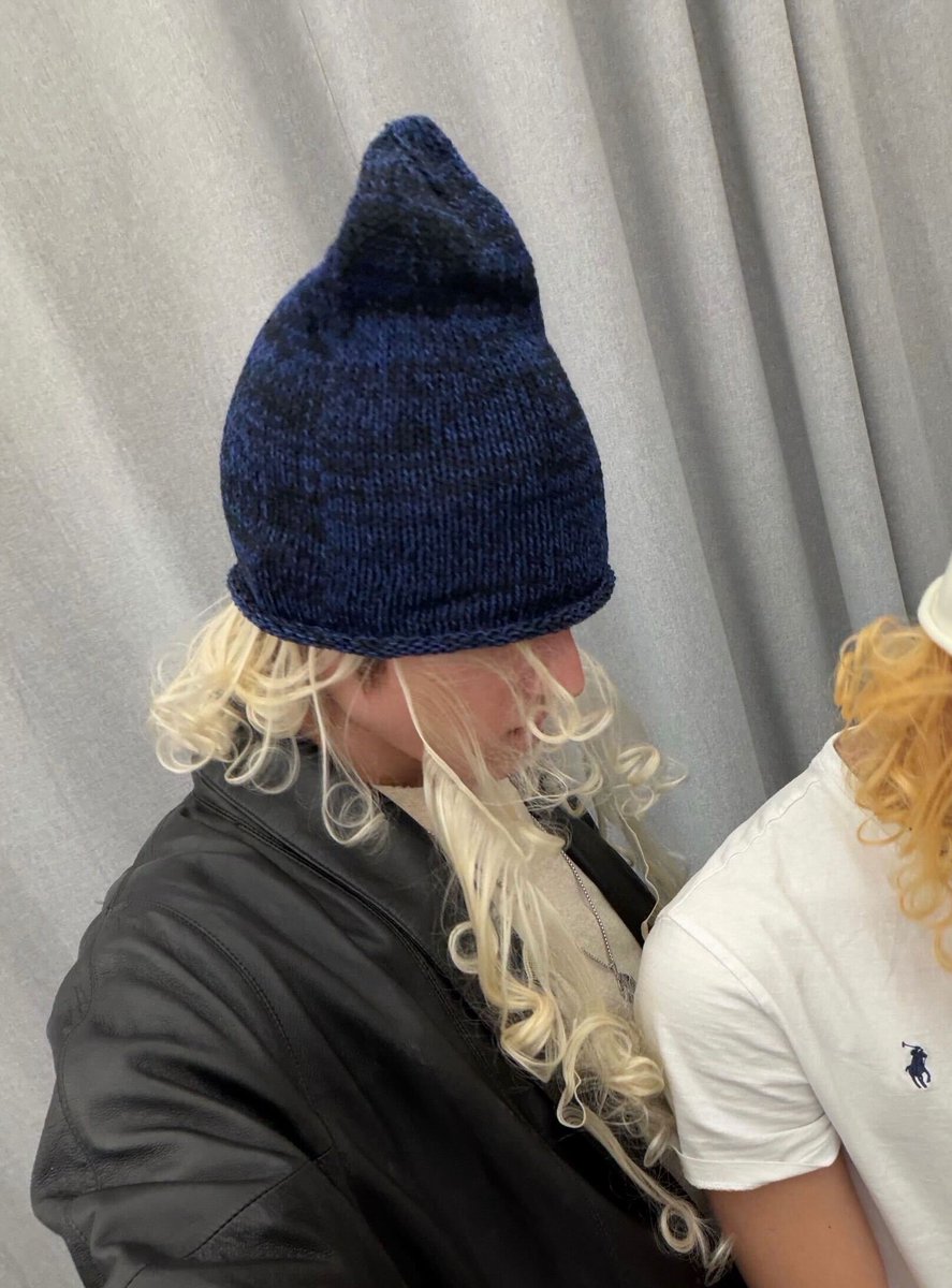 conhecendo a peça tenho ctz de que o sonho dele é meter um cabelo assim mesmo