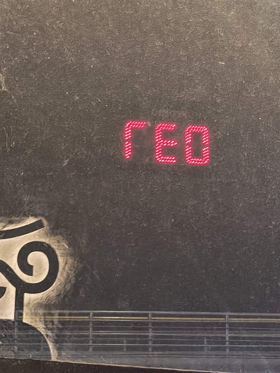 Hasta el sitio de la hamburguesas se burla de mi hoy.