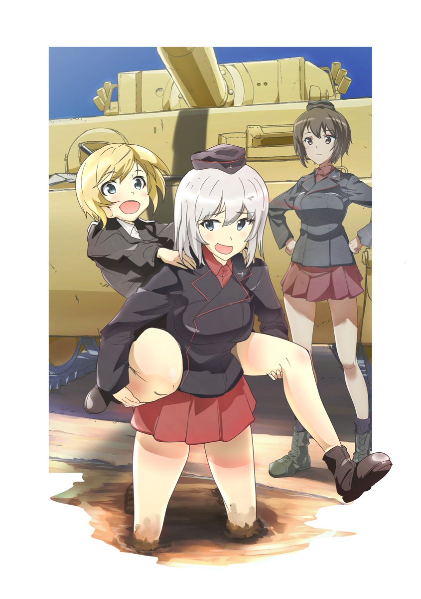 Anchovies_GUP's tweet image. Cross training on tanks.