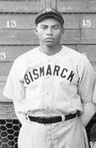 KC Monarchs great, Hilton Smith, will be inducted into the National Baseball Congress Hall of Fame on 1/29/26 in Wichita, KS. Smith dominated the tourney in 1936 pitching for Bismarck going 4-0, with 3 complete games, allowed 3 runs with 25k’s in 30.1 innings pitched! <a href="/sn_mlb/">Sporting News MLB</a>