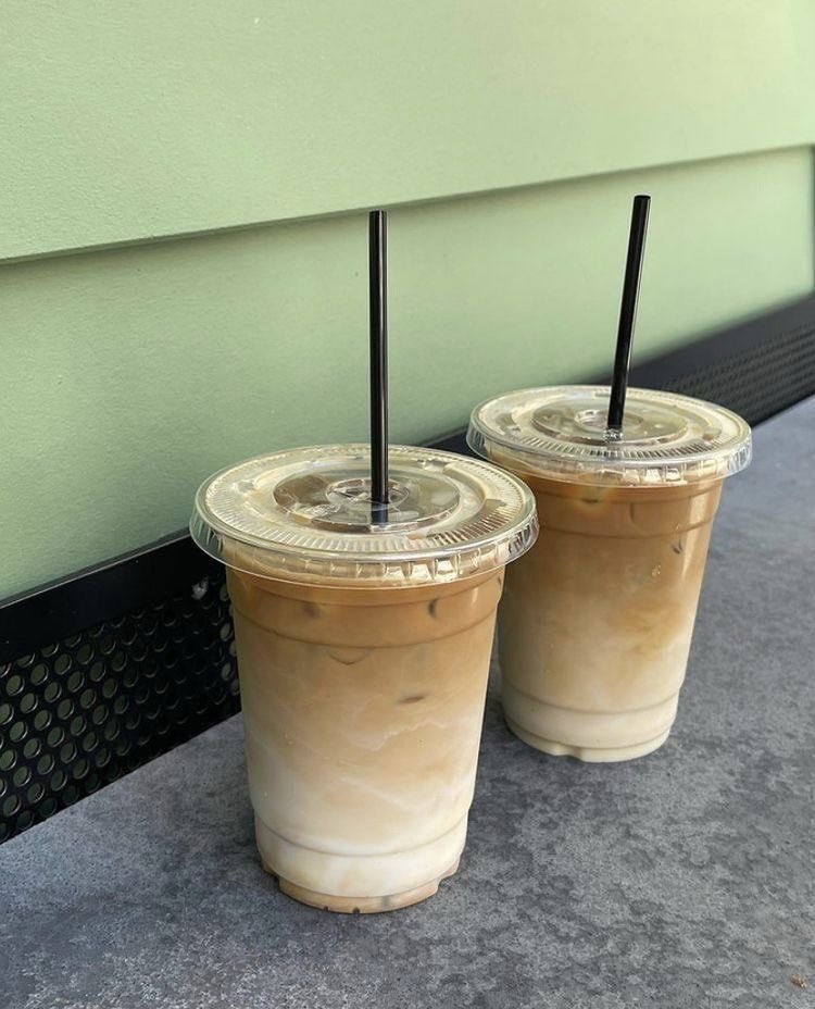 Rayback715's tweet image. 2 iced coffees bc 1 isnt enough (1)