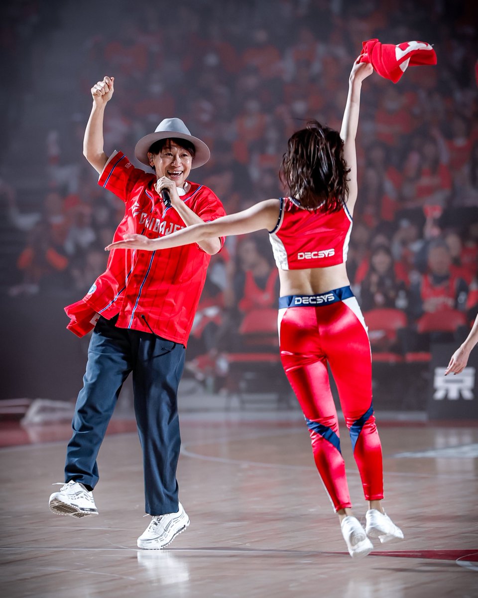 ナオト・インティライミさん with starjets🛫 Ayaさん 一緒にクルクル