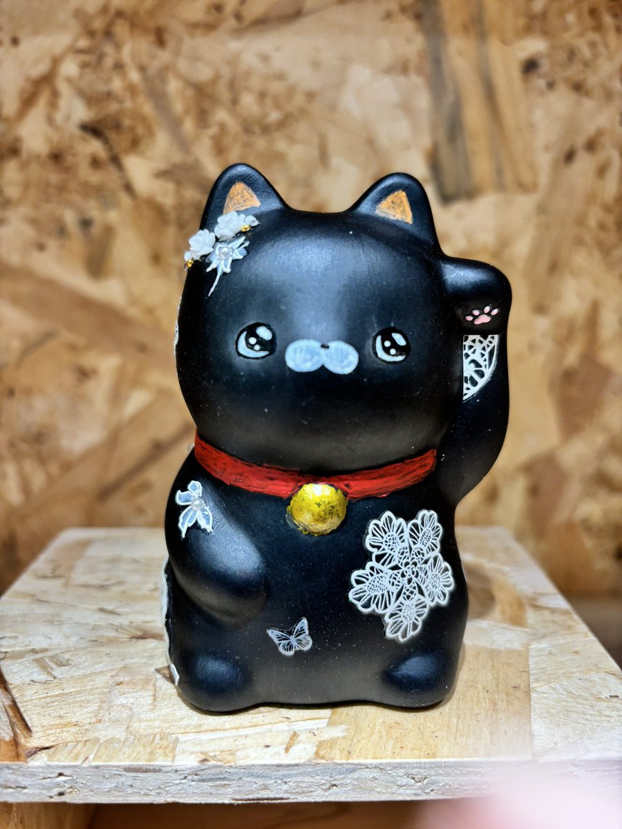 招き猫100体展」の作品紹介をいたします🐈‍⬛✨ NOIL @NOIR_0129_ 「輝