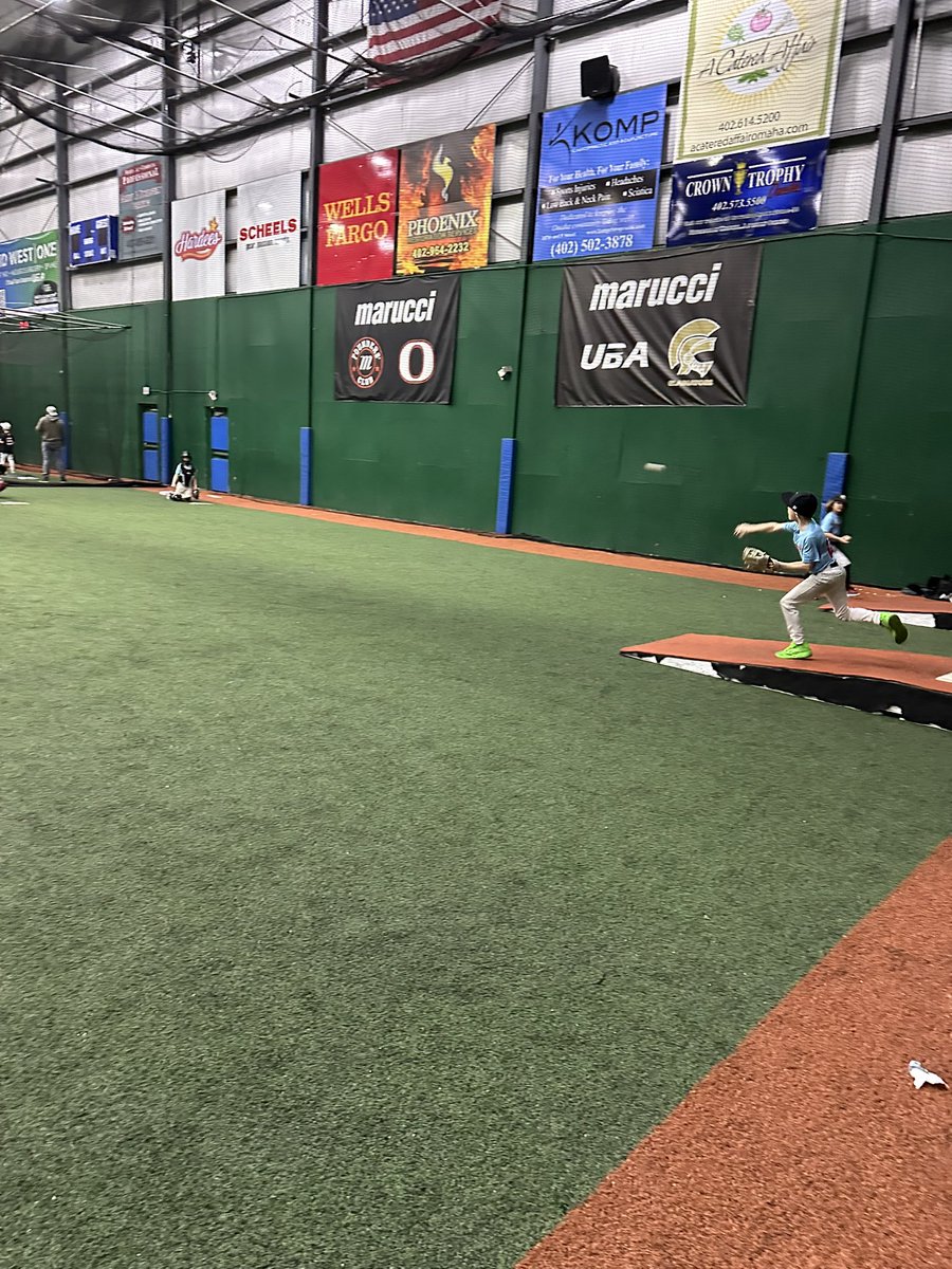 UBA Select tweet media