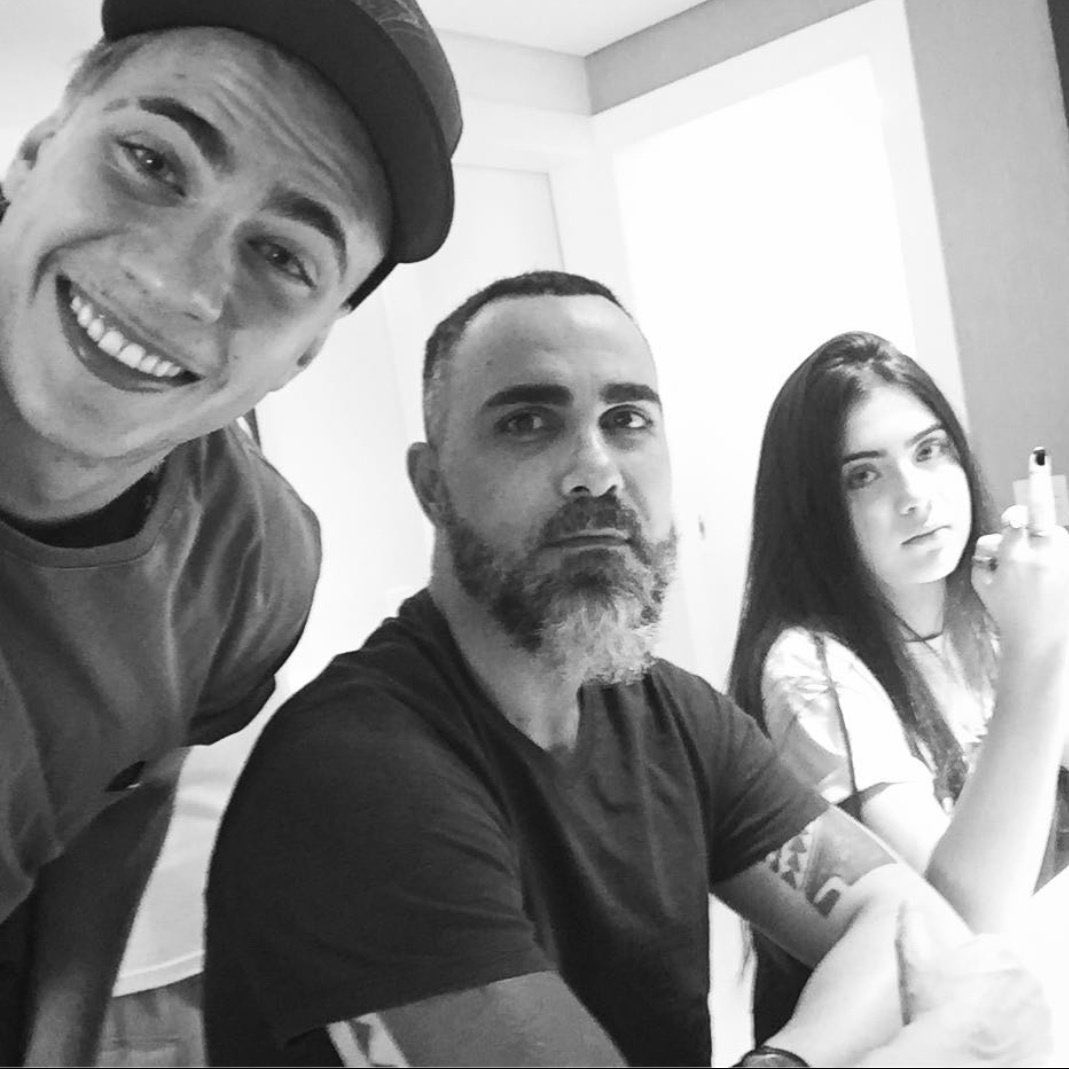 FIGHTZINCLUB's tweet image. Você sabia que Marcelo Bolinha do Programa Pânico e Jade Picon são primos ?