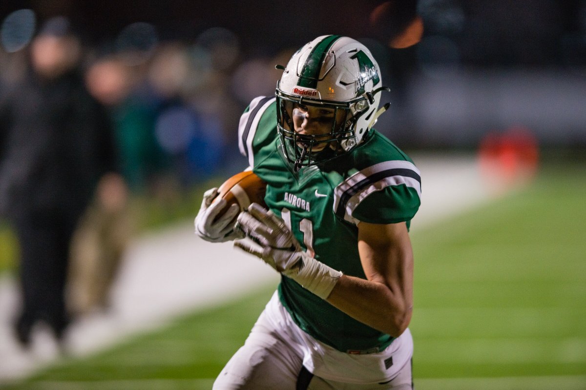 JLRSports's tweet photo. The Aurora Greenmen will be represented at the Super Bowl!

Congrats to tight end AJ Barner and the Seattle Seahawks on winning tonight's NFC Championship Game against the Los Angeles Rams.

📷 Andrew Dolph

@GreenmenFB @auroraathletics https://t.co/PXlshBI6RA