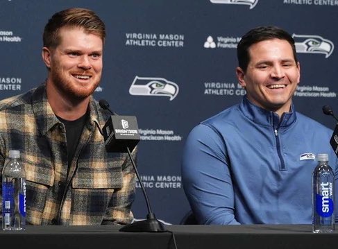 joelvmoran's tweet image. The story of Sam Darnold is inspiring 

- Jets traded him
- Panthers let him walk
- 49ers had him as a backup
- Vikings won 14 games &amp;amp; weren’t sold

Now he’s one win away from being a Super Bowl champion. 

Sometimes all you need is someone to believe in you. Seahawks did.