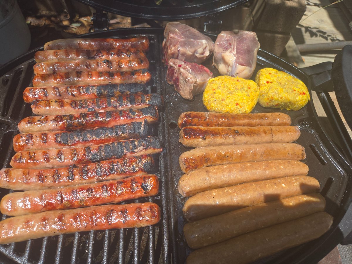 RandbotVT's tweet image. 