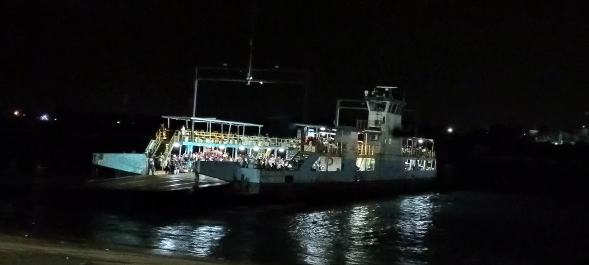 Good morning;
Three ferries are at your service.
Thank you for not smoking while  on board the vessels and in the waiting bays.
Use litter bins on board to dispose litter. 
We wish you a safe crossing .
 #kenyaferry #PSSDTransport #Kenya_Ports #kmakenya #TransportKE #ntsa_kenya