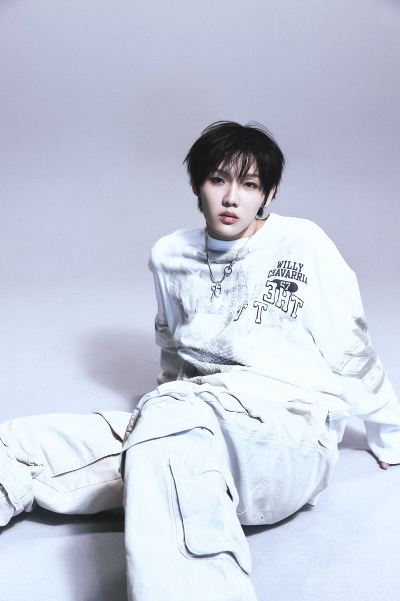 MODYSSEYWORLD's tweet image. MODYSSEY (모디세이) 
Official Profile

#SUREN #수런 

#MODYSSEY #모디세이