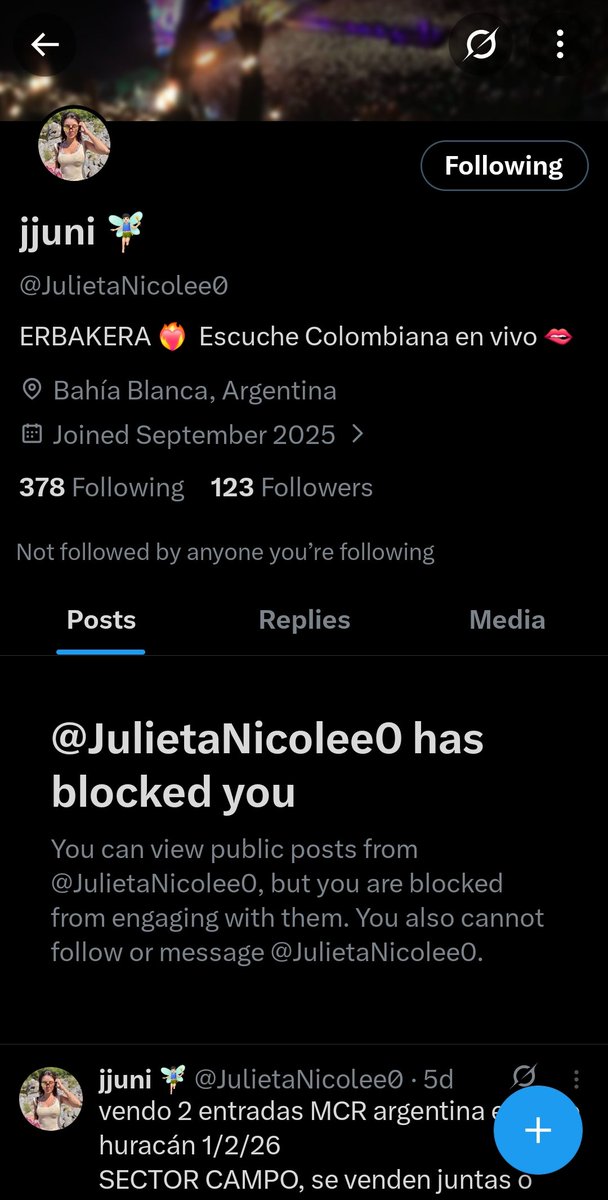 willy_woongki's tweet photo. ESTAFADORA @JulietaNicolee0🚨
Me mando por md para comprarle dos entradas a my chemical romance en argentina, le mande los 300k y me bloqueo.
Tengo dos nombres de sus cuentas bancarias
MIRTA DEL VALLE APARICIO y cuil 27056283906
 JACKELINE DEL PILAR CORONADO CARBONEL 27949157496 https://t.co/QCsnCu3cUA