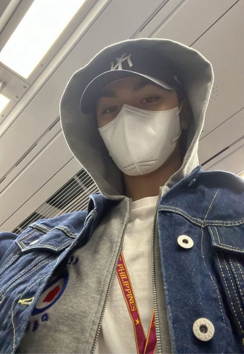 imazzeka's tweet image. nauna na si vernon sa bricks and brew