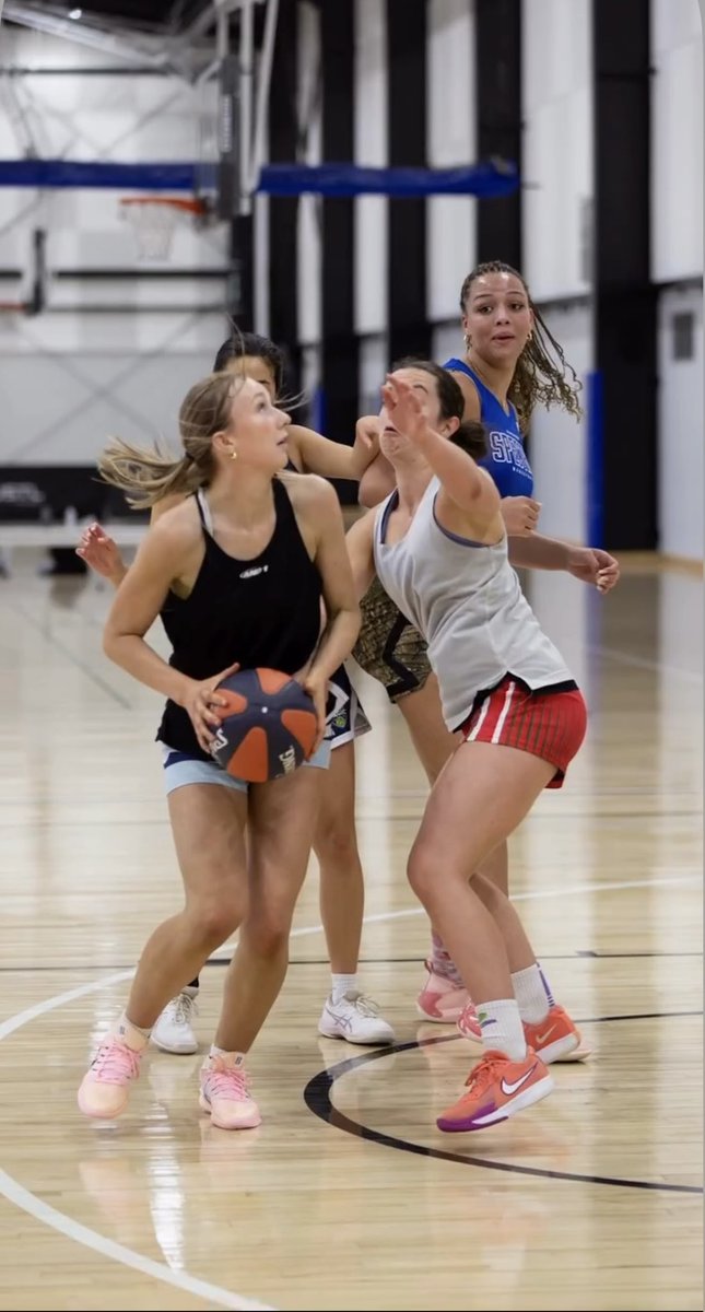 Grace Bell tweet media