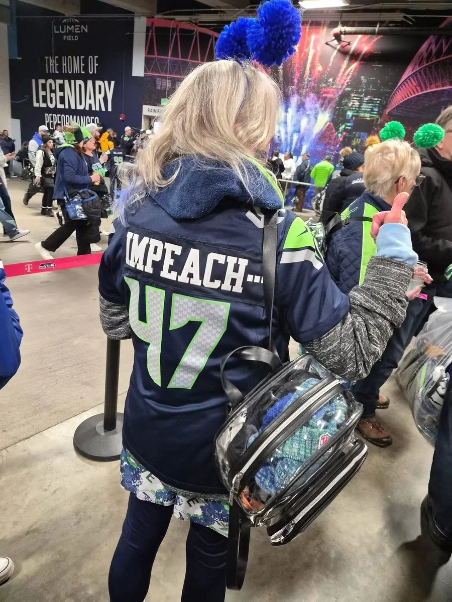 Mollyploofkins's tweet image. Custom Seahawks jersey with a message
