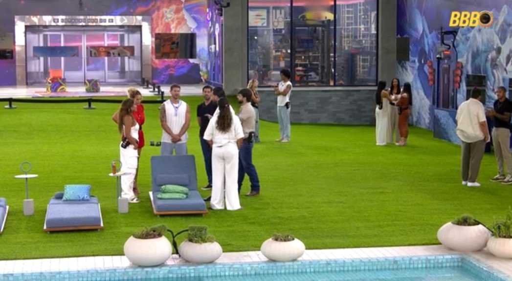 BBBelissima's tweet image. Tem 4 rodinhas no jardim, o assunto em TODAS elas é a Ana Paula