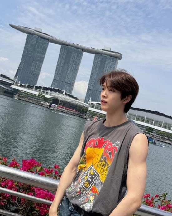 llpause99's tweet image. 빠이