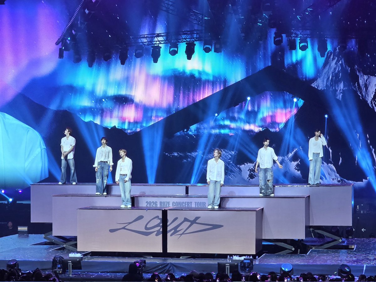 Riizing loud singpore🧡