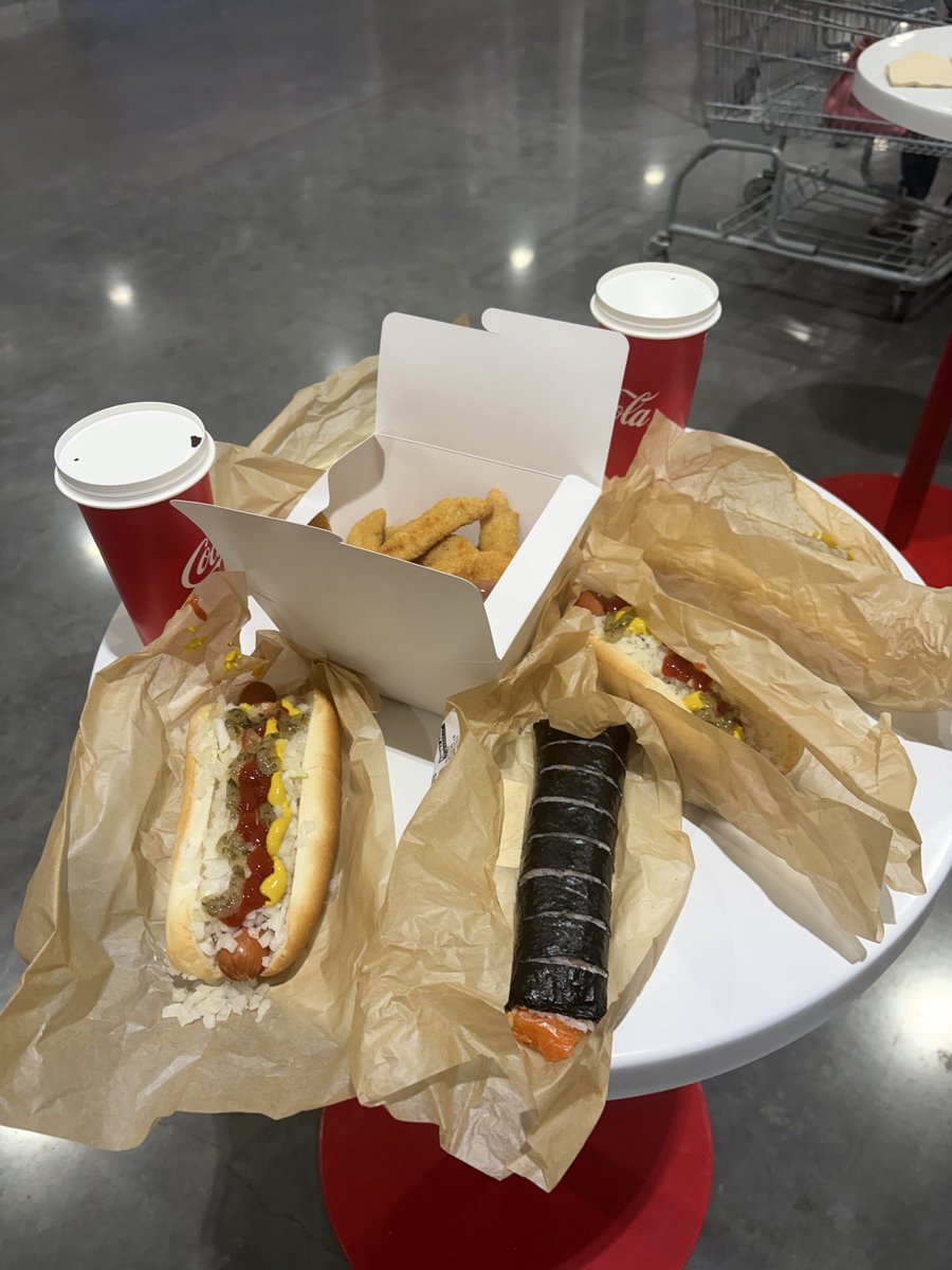 chapagame's tweet image. コストコごはんコスパさいきょ🫶