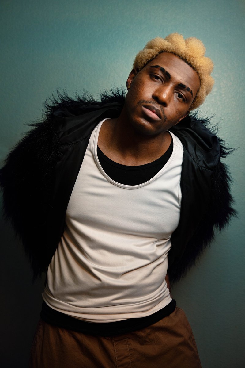 rj_hooks's tweet image. I'll get you whatever you want babe @sparklekonplay  #hakari #kirakin #hakira