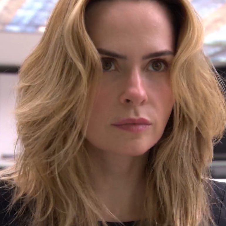 poponze's tweet image. GENTE? Matheus aconselha seus aliados a DESISTIREM caso ele seja eliminado do #BBB26:

“Dependendo da resposta [do paredão], vocês que ficam aqui, tem que apertar o botão vermelho e deixar a rapaziada da Ana Paula disputar. Só ela que tem voz aqui dentro, todo mundo que vai num…