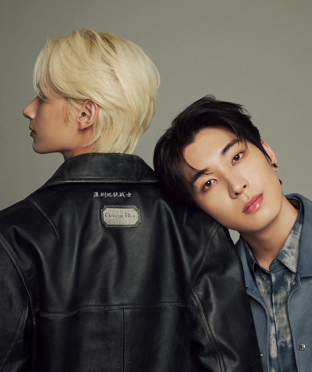 moontomeetyou's tweet photo. 🖤 https://t.co/Shsvwq1OlV