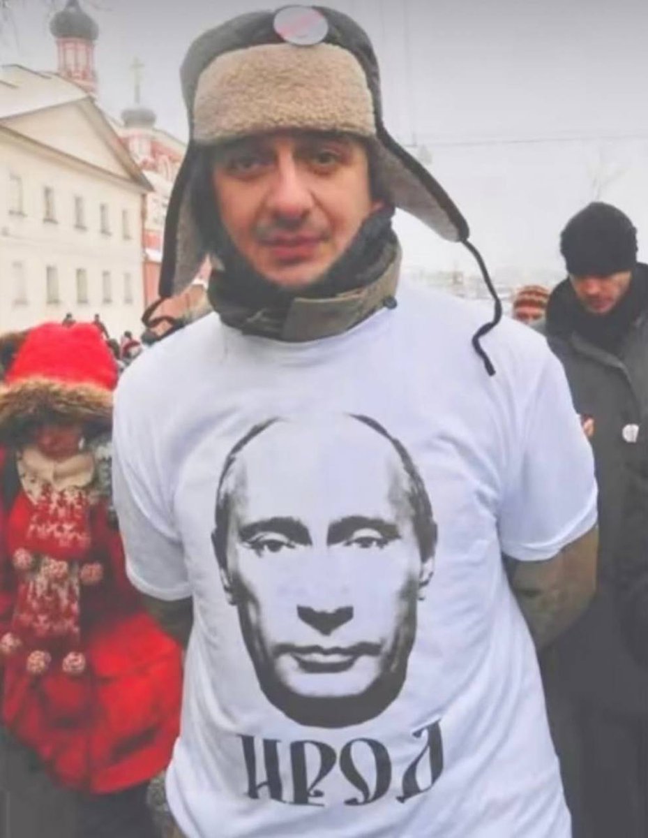 - Костян, не стать тебе министром культуры.