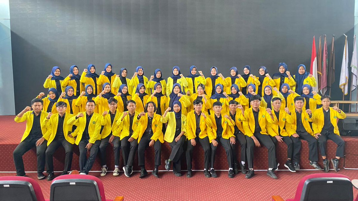 Satu langkah baru, satu komitmen bersama.
Dengan resmi dilantik, Pengurus HMJEP siap bergerak, berproses, dan bertumbuh demi organisasi yang lebih progresif dan berdampak.

#hmjep2026 
#salamkokojo
#pelantikan