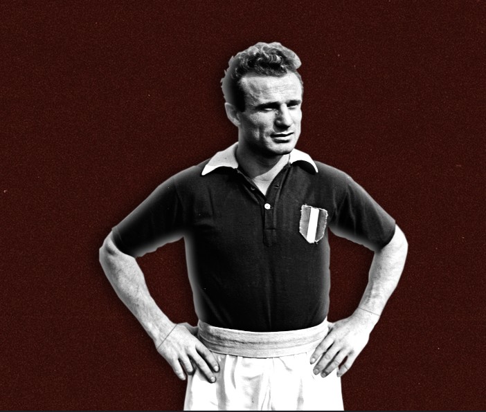 AndreaElToro's tweet image. Buon compleanno Capitan Valentino ❤
#torinofc
#toro
#sft
#fvcg
#valentinomazzola