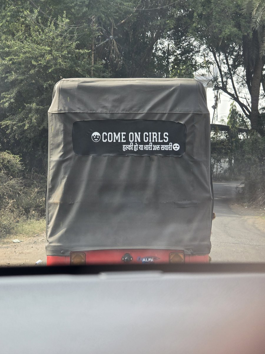 Creativity, not to mention business acumen, on the back of an e-rickshaw 😀