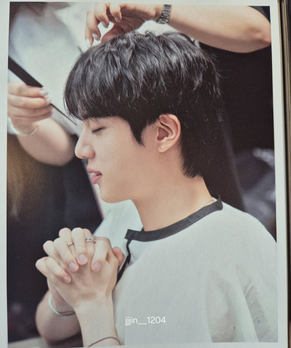 seokjinbit's tweet image. my princess Jinnie