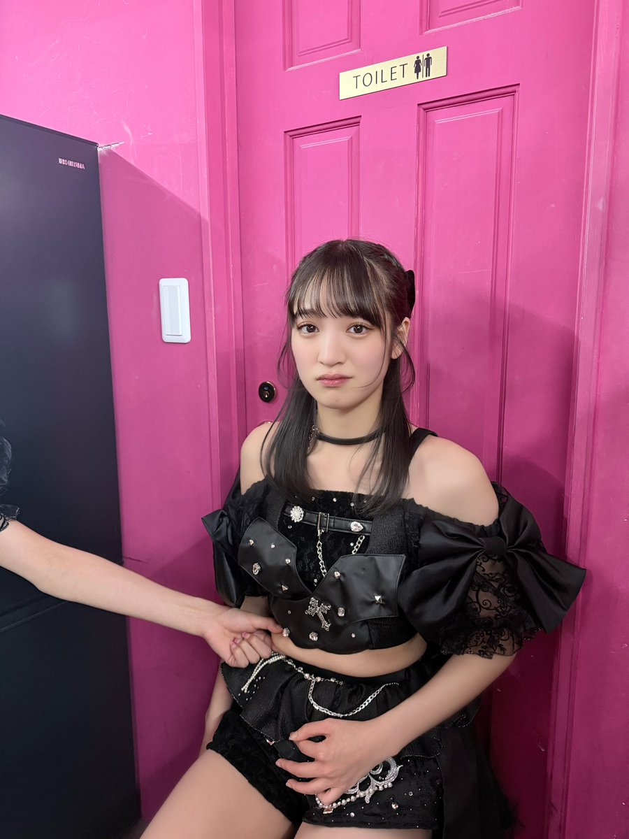 ここ最近ご飯が美味しくて食べていたらこんなになってしまいました。いいねの数×2、腹筋やります…