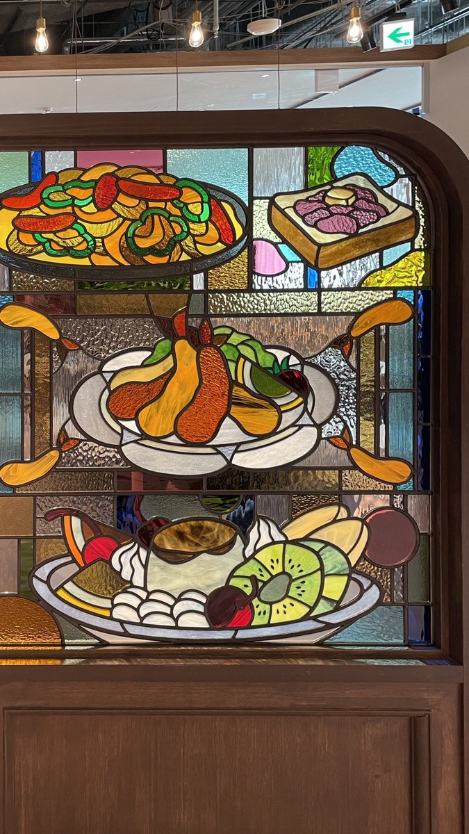 ステンドグラス🫶✨ こういうの初めて見た 名古屋名物のステンドグラス