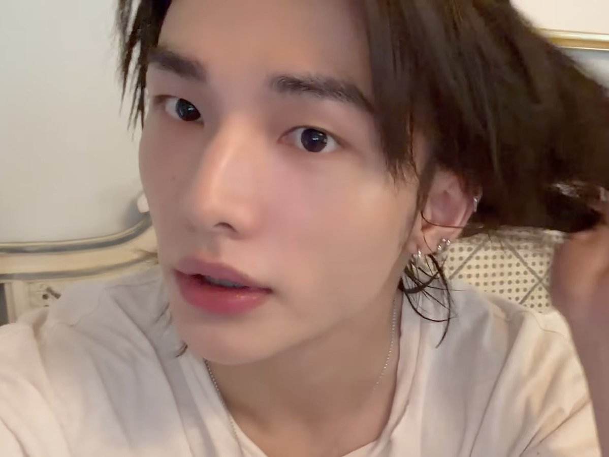 moogeheim's tweet image. 청초하다......