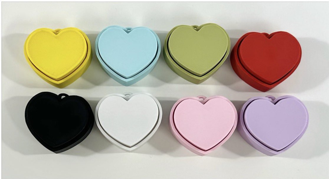 อะแคปรับวันนี้วันสุดท้ายนะค้าบ ใครสนใจทักเดมได้เลยค่าเลือกลายเลือกสีได้น้าสีมีให้เลือกเย้อจำนวนมาก💫⭐️🙌🏻

#ตลาดนัดnct #ตลาดนัดnctdream