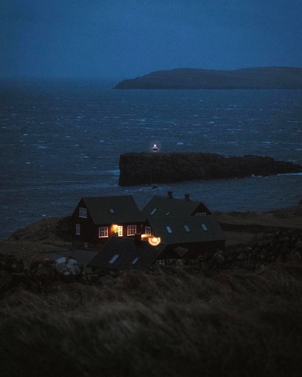 visualsofearth1's tweet photo. Faroe Islands https://t.co/uvZx63KEcs