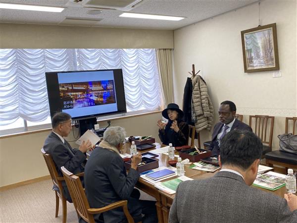 tmarwala's tweet photo. A pleasure meeting President Monte Cassim of Akita International University and his team to discuss the role of higher education in advancing sustainability and the values of the United Nations.
#Akita #AkitaInternationalUniversity #HigherEducation #UNValues #SDGs https://t.co/0aK1QBlPyG