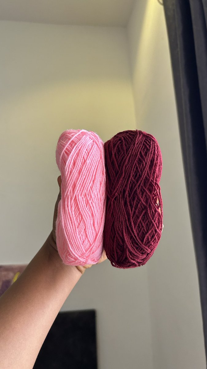 eyereas_'s tweet photo. 🧶4 pics, 1 Outcome: Hexagon Sweater. Handmade with love 🫶🏽 https://t.co/6nX6CO6jIF