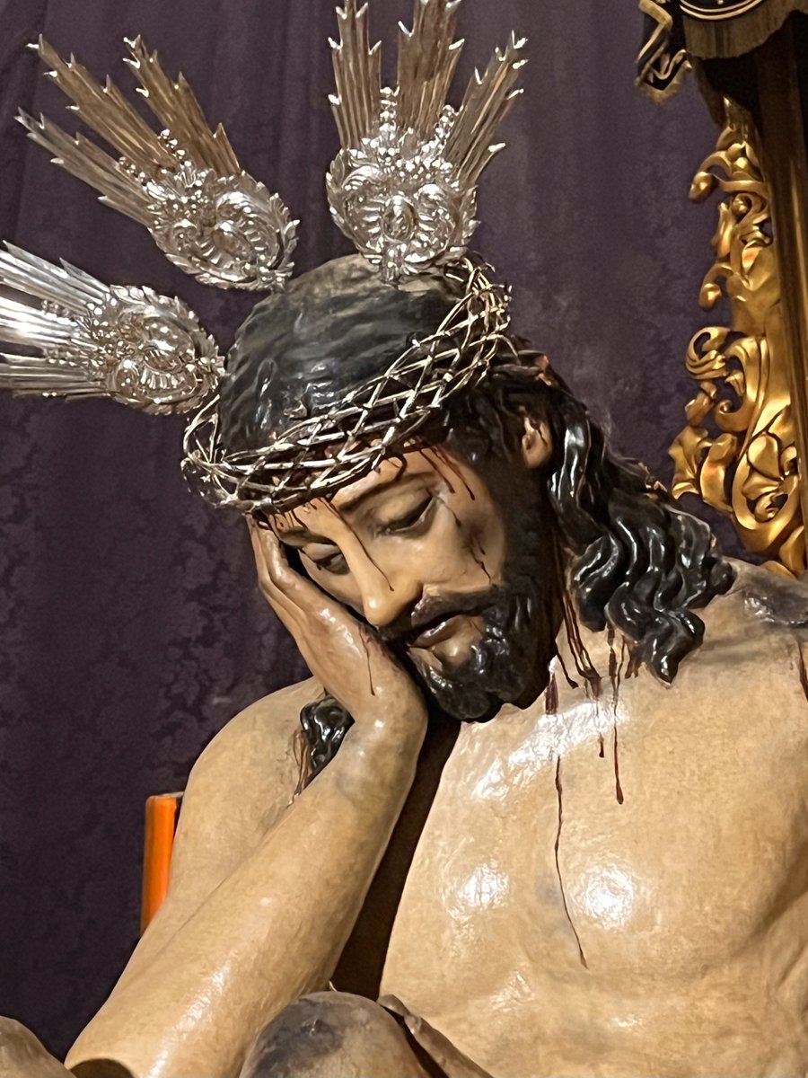 Siempre mirándonos con amor.