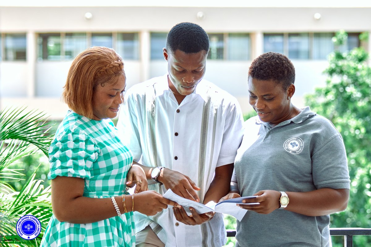 ghanapublish's tweet image. Hello, new week 👋😊
We show up with positive energy, smiling faces and a commitment to serve you right.

#GPCL #HelloNewWeek #ReadyForBusiness #ServiceDriven #SmilingFaces #ProfessionalService #NewWeekEnergy