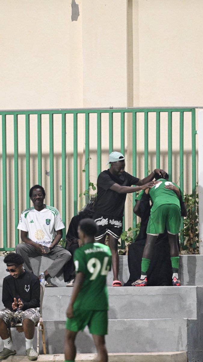 Mo109a's tweet photo. اللهم أطل في عمر أمي وأبي وهم في أحسن حال، واجعلني قرة عينٍ لهم كما كانوا لي أمانًا وحياة 🤲💚. https://t.co/zWG4rb7qxi