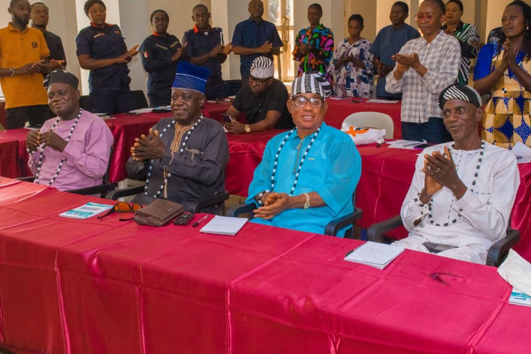 CWIDI convened a multi-stakeholder forum on strengthening #GBV response, bringing together MoWA, MoJ, Police, <a href="/SARC/">SARC</a>, CSOs &amp; traditional leaders.
Outcomes:Advocacy to security agencies,Community sensitization
&amp; coordination review
Ending GBV requires collective action.
#EndGBV