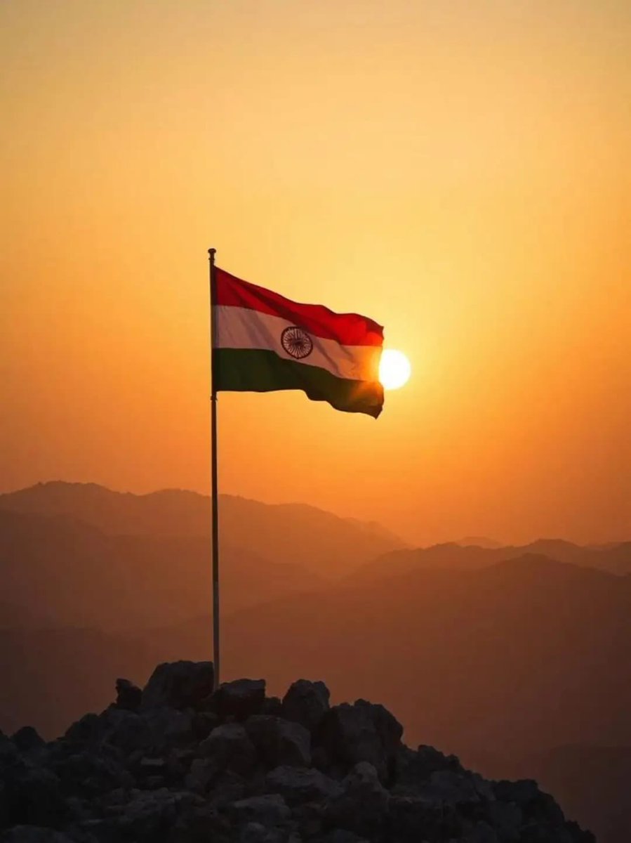 77वें गणतंत्र दिवस की हार्दिक बधाई एवं शुभकामनाएँ ।
हम एक भारत -श्रेष्ठ भारत-आत्मनिर्भर भारत' के निर्माण हेतु संकल्पित हो।

जय हिंद।जय भारत।
जय जवान,जय किसान।।🇮🇳
#77thRepublicDay
#RepublicDay2026