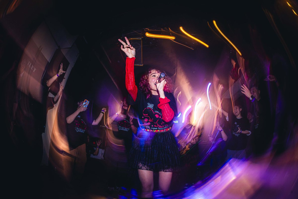 Rikanan_world's tweet photo. DiNOGRAM ONE-MAN LiVE
The most beautiful in the world
"DiNOGRAM"
📸 @daitaku69 さん
#DiNOGRAM #BiSH #Okinawa https://t.co/kf9y5wzur9