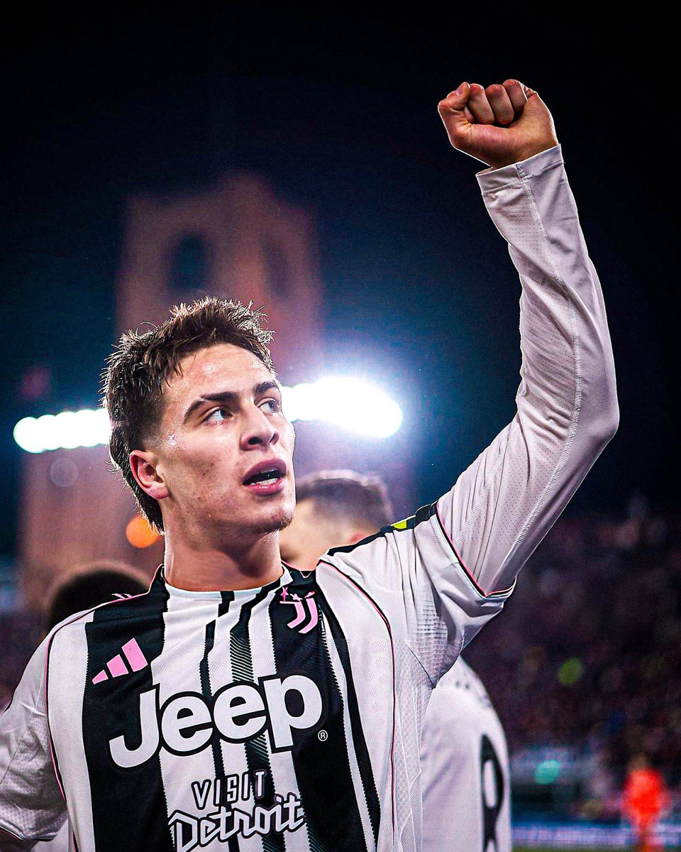 📊 كينان يلديز موسم 2024/25 : 
🎽 48 مباراة 
⚽️ 9 أهداف
🎯 7 أسيست

📊 كينان يلديز موسم 2025/26 :
🎽 29 مباراة
⚽️ 9 أهداف
🎯 8 أسيست

🇹🇷👽